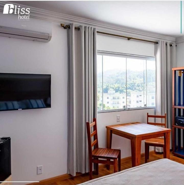 Bliss Vale Do Cafe Hotel